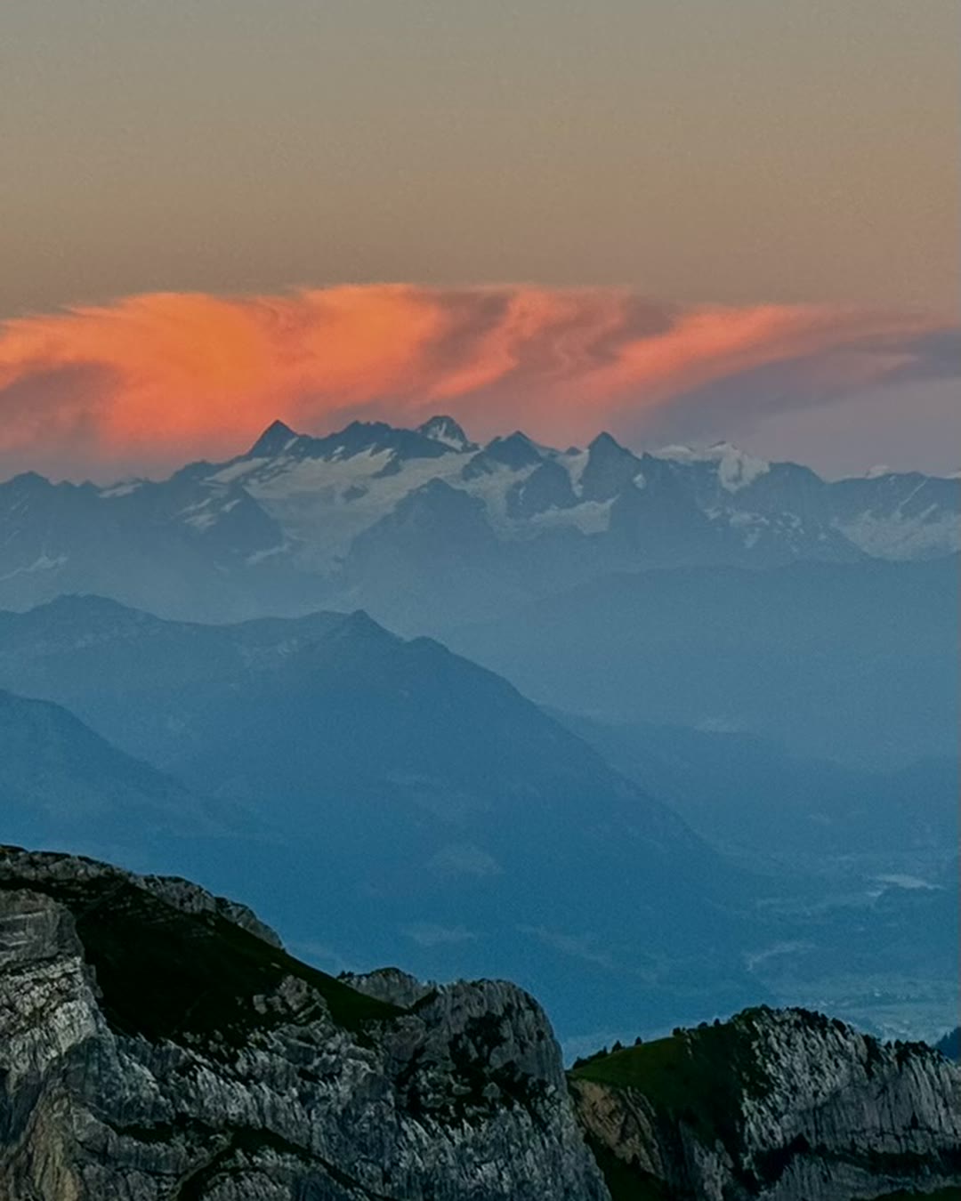 Alpnachstad → Pilatus — sunrise above Lake Lucerne